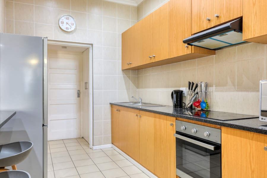 2 Bedroom Property for Sale in Green Point Western Cape